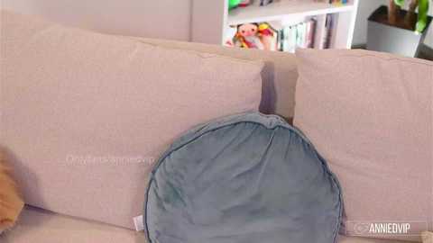 annie_dreams free recording from 2024-10-01 02:40:00