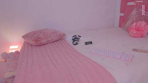 nicolle_mitchelle free recording from 2024-10-01 16:12:00