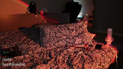 bestblondiiecb free recording from 