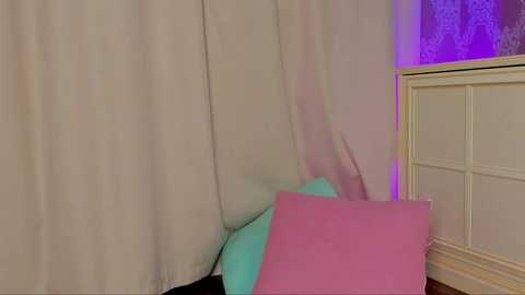 mariemelons free recording from 2024-10-03 20:31:00