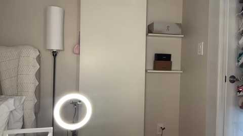 itsmellll free recording from 2024-10-04 16:55:00