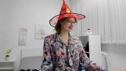 bright_lucy free recording from 2024-10-11 10:03:00