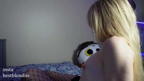 bestblondiiecb free recording from 2024-10-30 02:58:00