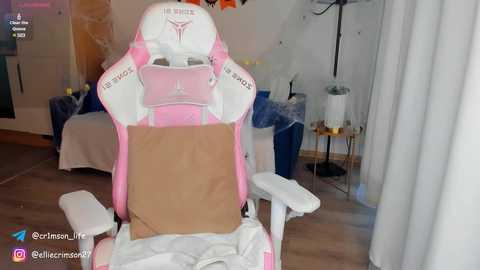 crimson_baby free recording from 2024-11-01 08:48:00