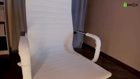 hollyextra free recording from 2024-11-15 21:19:00