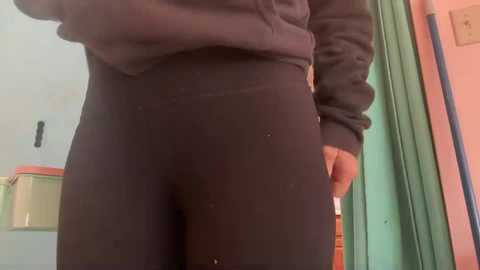 amysmilez free recording from 2024-11-19 18:56:00