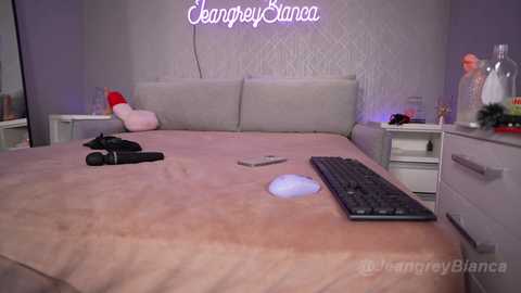 jeangreybianca free recording from 