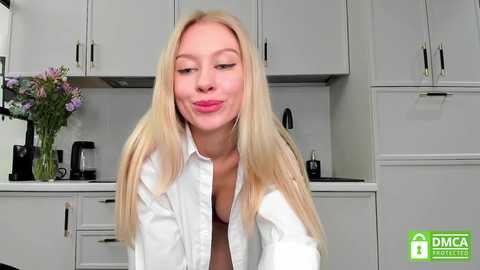 aleksa_cutie free recording from 2024-11-30 15:18:00
