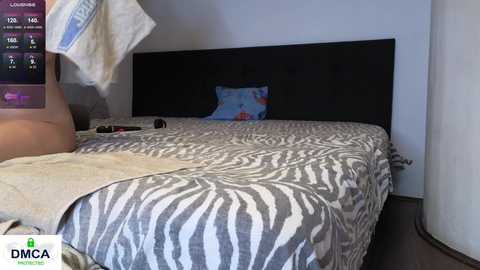 lenoreandjasonsroom free recording from 2024-12-05 18:26:00