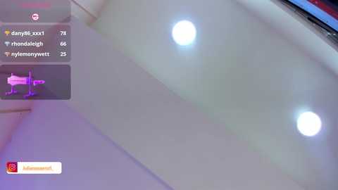 julianna_saenz free recording from 2024-12-06 19:09:00