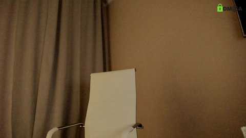 hollyextra free recording from 2024-12-17 20:25:00