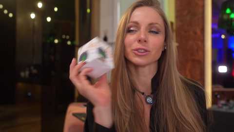 eva_fashionista free recording from 2024-12-19 05:15:00