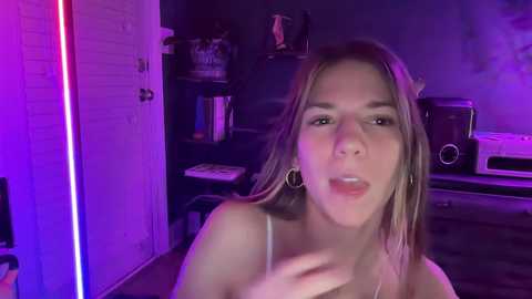 oliviahansleyy free recording from 2025-01-05 10:24:00