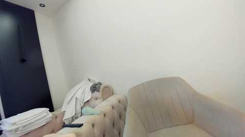 ehotlovea free recording from 2025-01-12 02:20:00