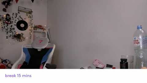 vivian_qwerty free recording from 2025-01-21 06:29:00