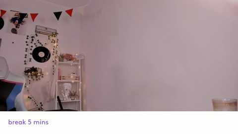 vivian_qwerty free recording from 2025-01-30 08:49:00