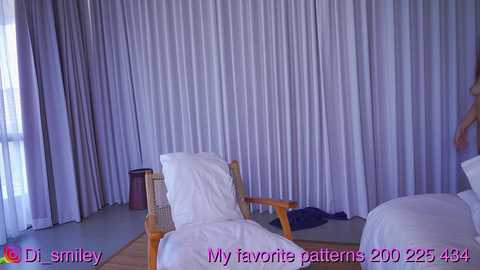 diana_smiley free recording from 2025-02-05 06:28:00