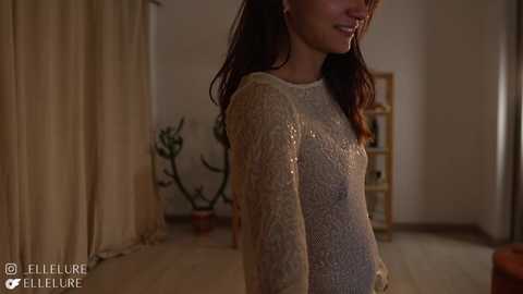 ellelure_ free recording from 2025-02-06 00:40:00