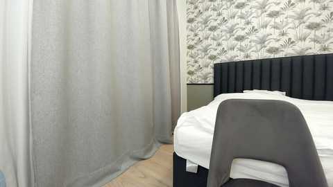 ehotlovea free recording from 2025-02-10 03:20:00