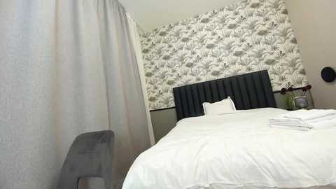 ehotlovea free recording from 