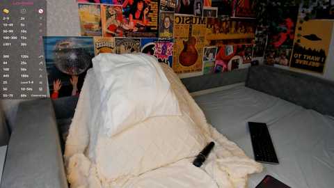 flirtykitty_ free recording from 2025-02-16 02:35:00