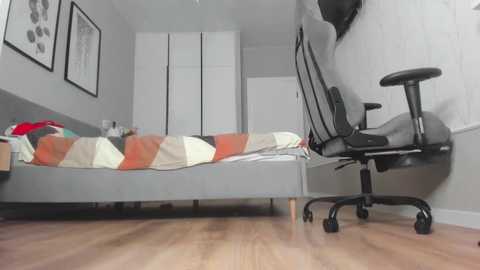 hot_chill__ free recording from 2025-02-16 15:57:00