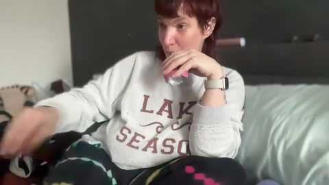 mossy_mommy free recording from 2025-02-16 22:18:00