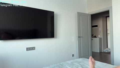 alissgrey free recording from 2025-02-17 07:20:00