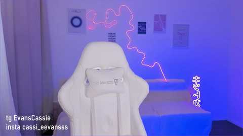 cassie_evansss free recording from 2025-02-17 07:15:00