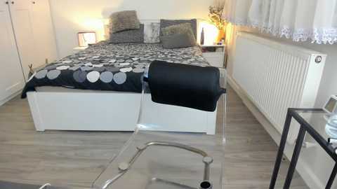 nauty_leila free recording from 2025-02-17 14:13:00