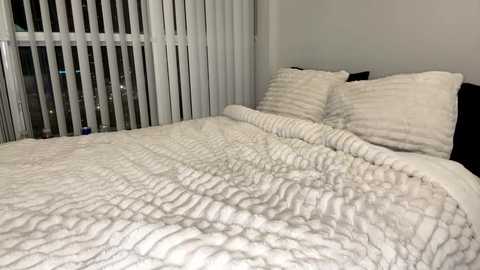 pprincesskyliee free recording from 2025-02-17 00:08:00