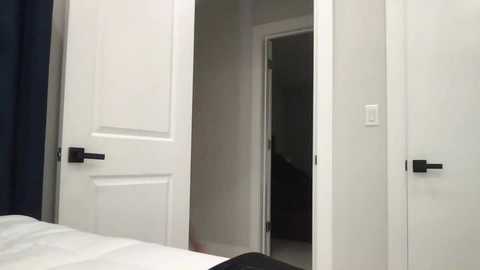 jenna_stjames free recording from 2025-02-18 21:36:00