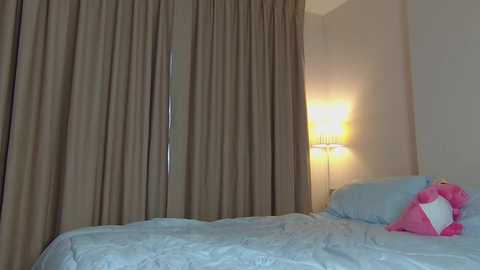 sweetie_natasha free recording from 2025-02-18 04:02:00