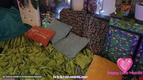 tricky_nymph free recording from 2025-02-23 08:17:00