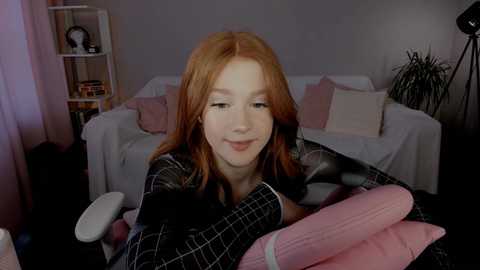 leahsthetics free recording from 2025-02-24 08:35:00