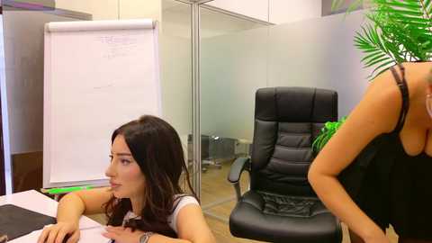 babesgowild free recording from 2025-02-26 08:55:00