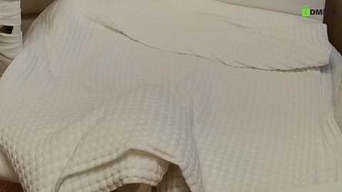 hollyextra free recording from 2025-02-26 22:43:00