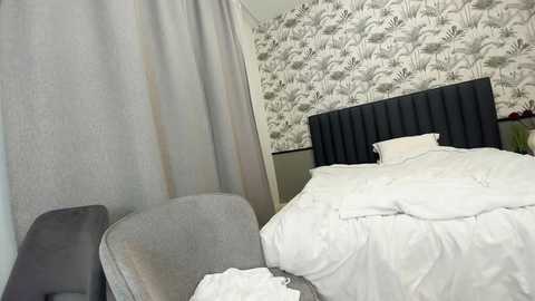 ehotlovea free recording from 2025-02-27 05:33:00