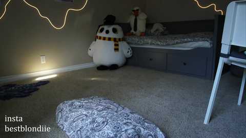 bestblondiiecb free recording from 2025-03-03 22:55:00