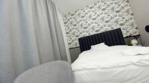 ehotlovea free recording from 2025-03-04 01:35:00