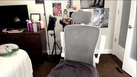 eve003300 free recording from 2025-03-06 02:27:00