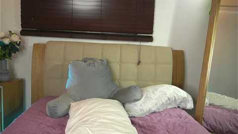 abiee__ free recording from 2025-03-07 01:15:00