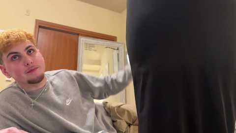 noah_hearts free recording from 2025-03-10 06:52:00