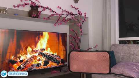 sweet_littleee free recording from 