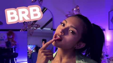 sweet_littleee free recording from 2025-03-14 22:07:00