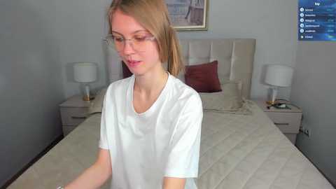 phoebepaw free recording from 2025-03-15 09:21:00