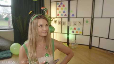 phoenix_taylor free recording from 2025-03-18 00:47:00