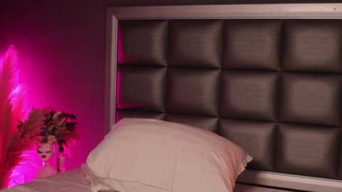 _anna_bloom free recording from 2025-03-19 03:14:00