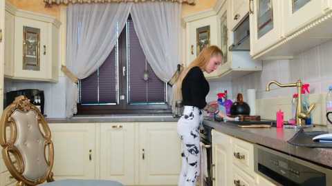 tunderose free recording from 