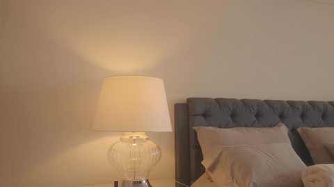 emma_lu1 free recording from 2025-03-23 18:35:00